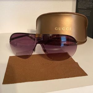 Gucci aviator